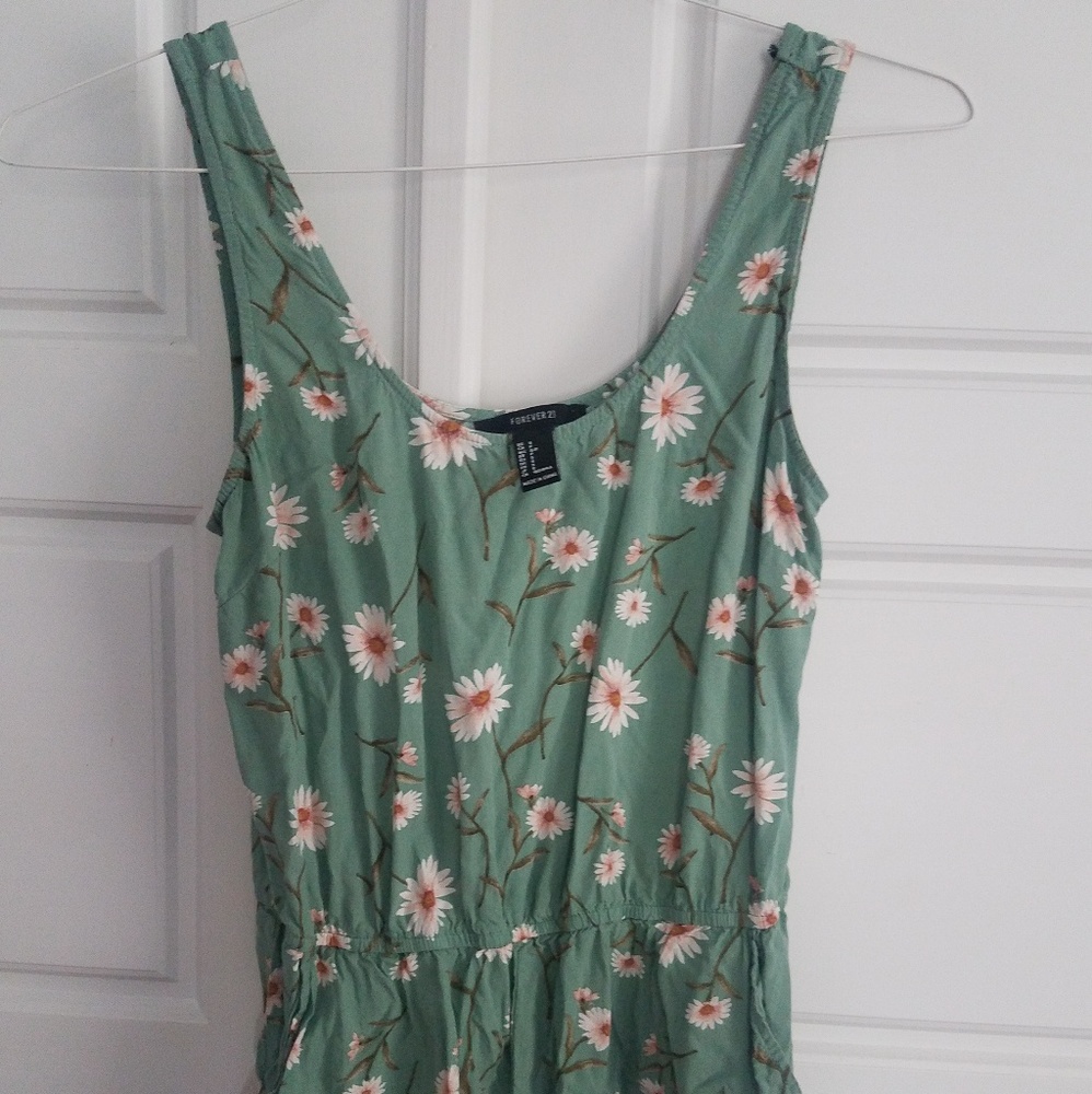 Green floral romper with pockets